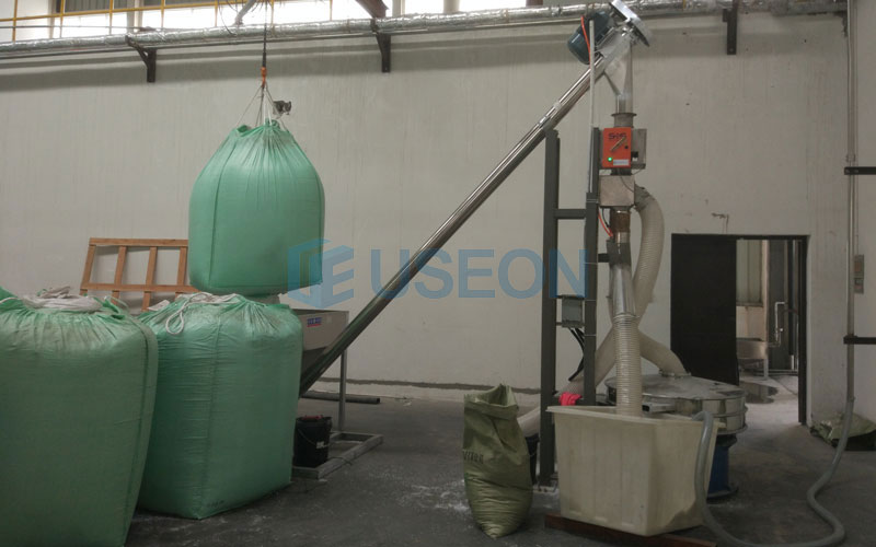600~700kg/h PET瓶片回收造粒 中国