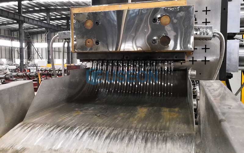 1000kg/h BOPET薄膜回收造粒 中国