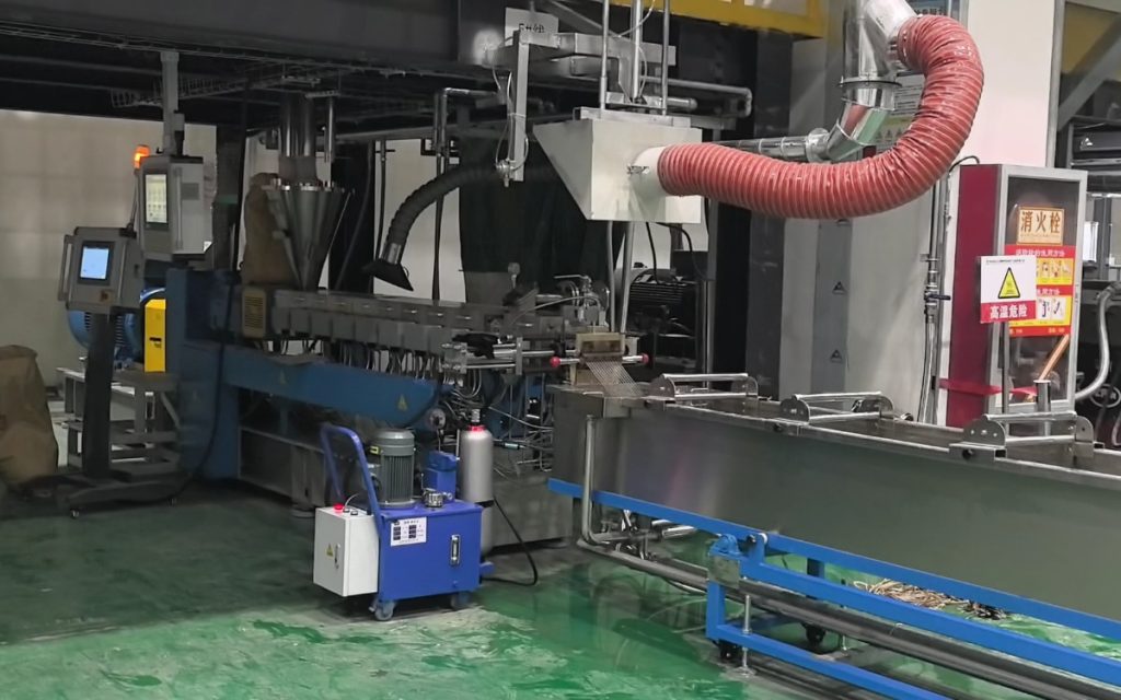 U6 双螺杆挤出机:PP+玻纤增强高效混炼方案